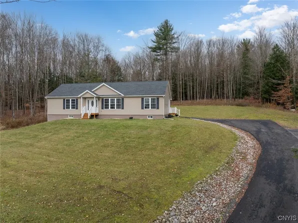 10355 Doyle Rd, Utica, NY 13502