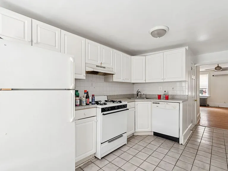 4133 Ridge Ave #3E — Photo 1