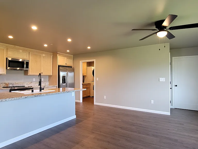 835 Camellia Dr #C — Photo 7