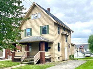 440 Lawrence Ave, Girard, OH