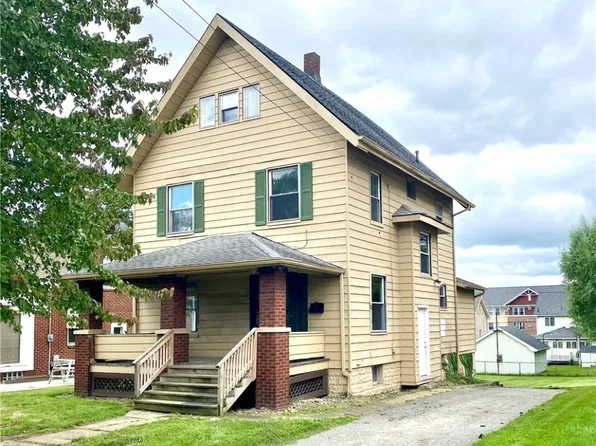 440 Lawrence Ave, Girard, OH 44420