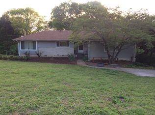 402 Flemington Rd SE, Huntsville, AL 35802