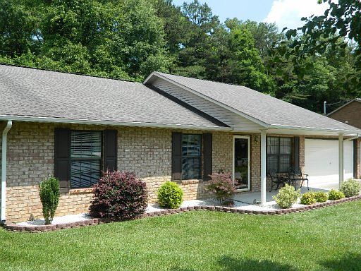 1st image of 4826 Evangeline Ln