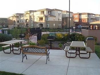3rd image of 300 Moon Cir Unit 334
