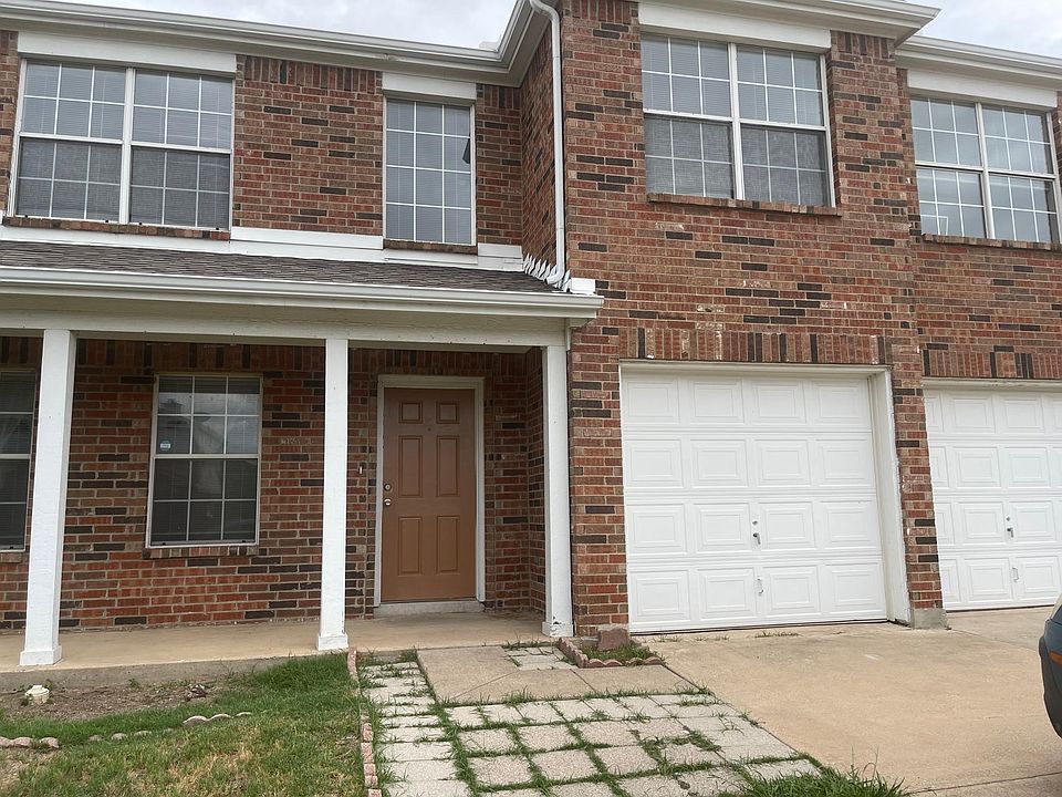 1st image of 912 Beechwood Dr