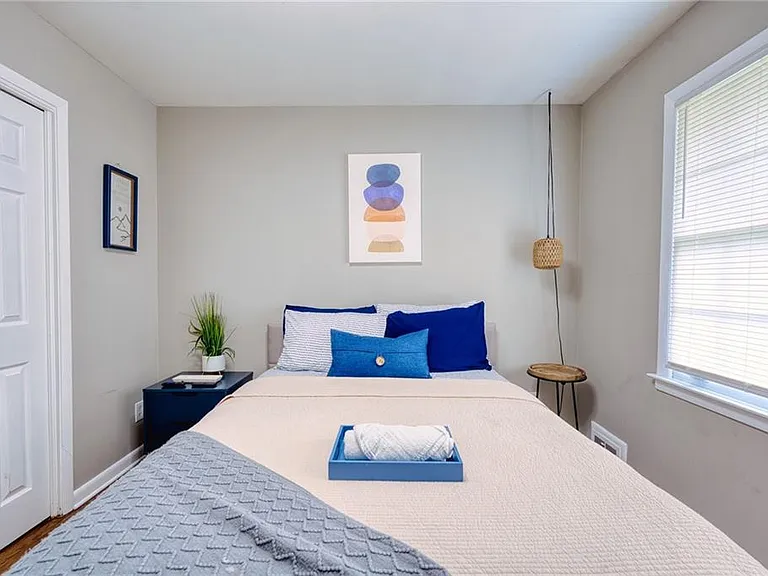 2418 Brookdale Dr NE — Photo 22