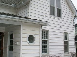 58 1/2 W Burdick St, Oxford, MI 48371