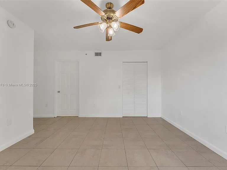 15400 SW 284th St #1312 — Photo 15