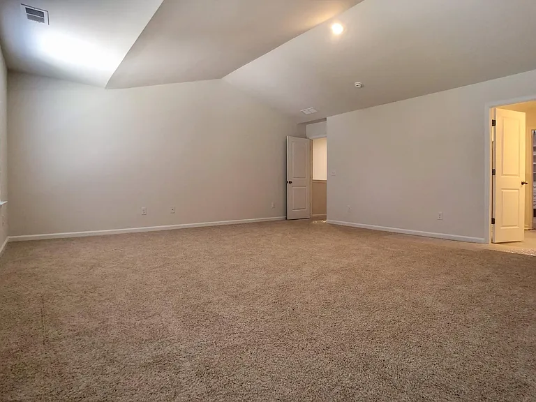 208 Marathon Ln — Photo 22