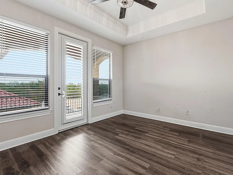 1028 Villa Hill Dr — Photo 27