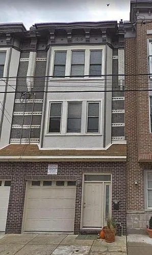 712 Bainbridge St Photo 1