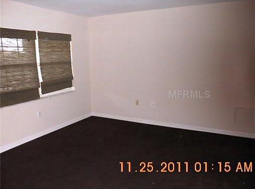 4th image of 3002 N Lakeshore Ct