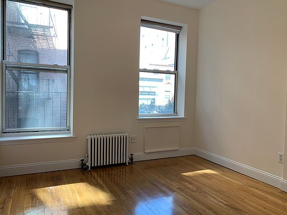 5th image of 137 W 82nd St APT 3B