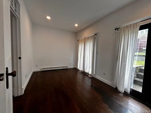 530 Piermont Ave — Photo 6