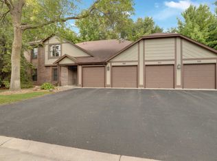 10732 Toledo Ct, Bloomington, MN 55437