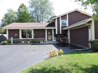 1515 Ramona Dr, Racine, WI 53406