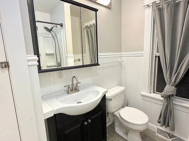 7104 Schoyer Ave — Photo 19