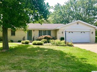 6900 Columbus Rd, Quincy, IL 62305