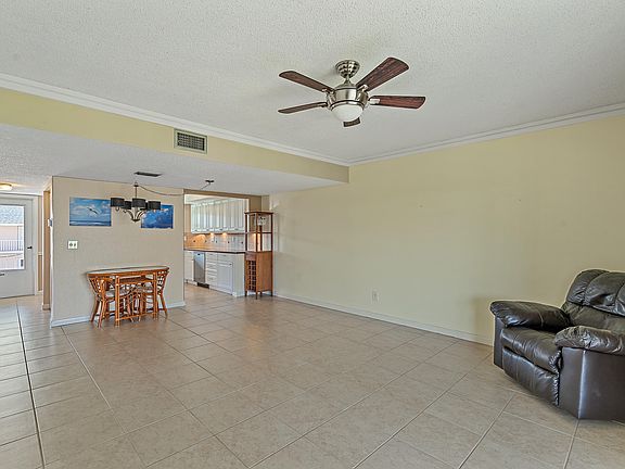 5th image of 18081 SE Country Club Dr APT 6-58
