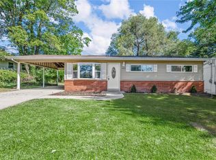 1193 Starlight Dr, Fenton, MO 63026