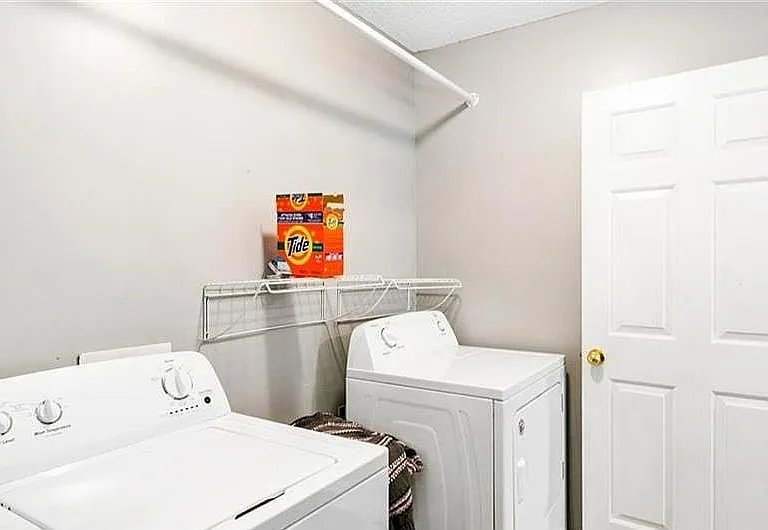1566 Andora Dr — Photo 18
