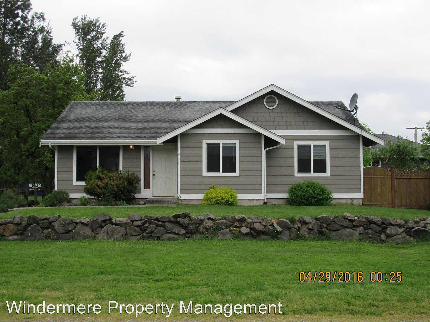 1021 Lawson St, Sumas, WA 98295 Zillow