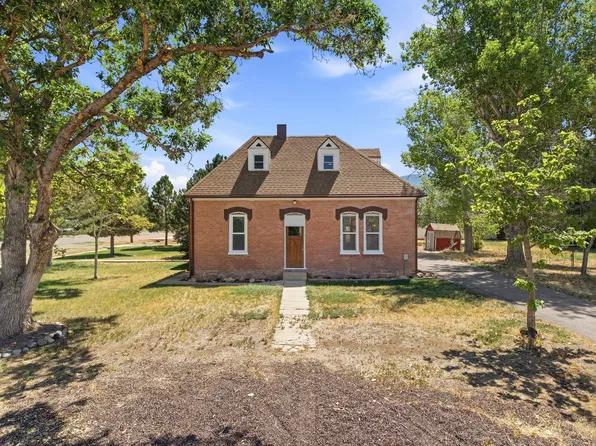 204 E 100 N, Meadow, UT 84644