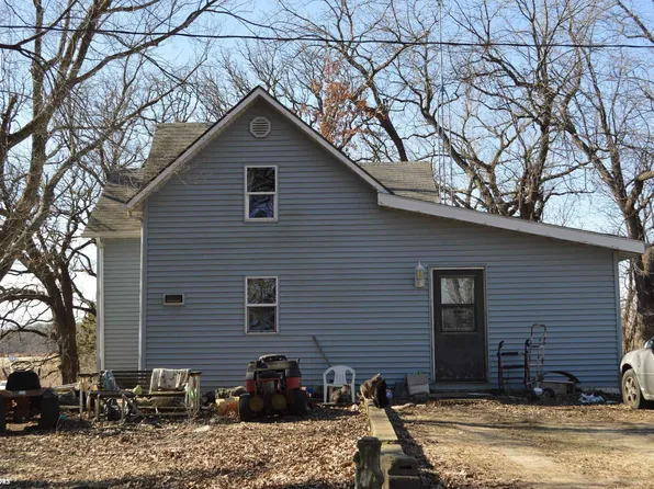 21436 400th St, Lake Mills, IA 50450