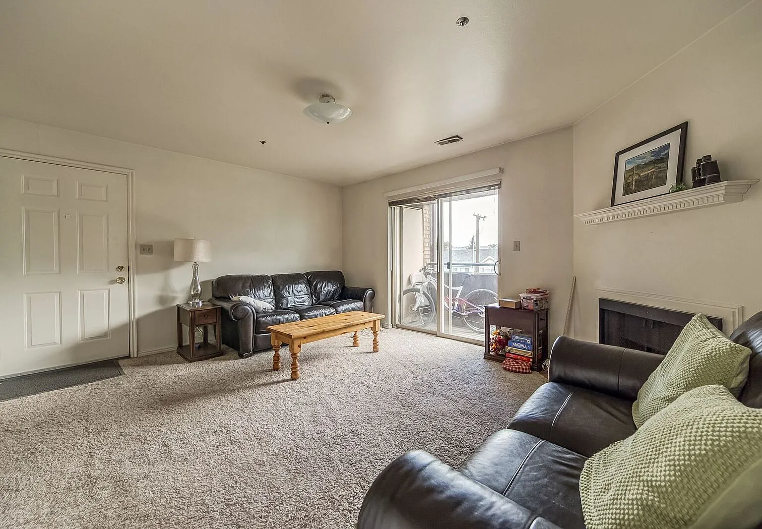 2 bed, 988 sqft, $449 — Photo 3