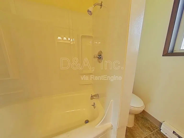 2014 S Main St #6 — Photo 13
