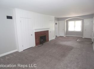 2380 30th St, Moline, IL 61265