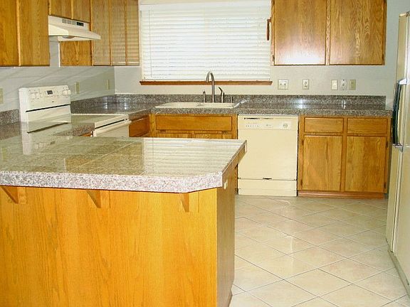 Double Oven and Granite