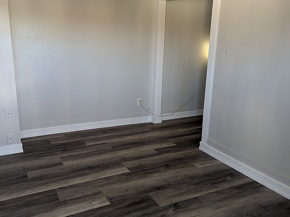 5th image of 1131 W Broadway #C