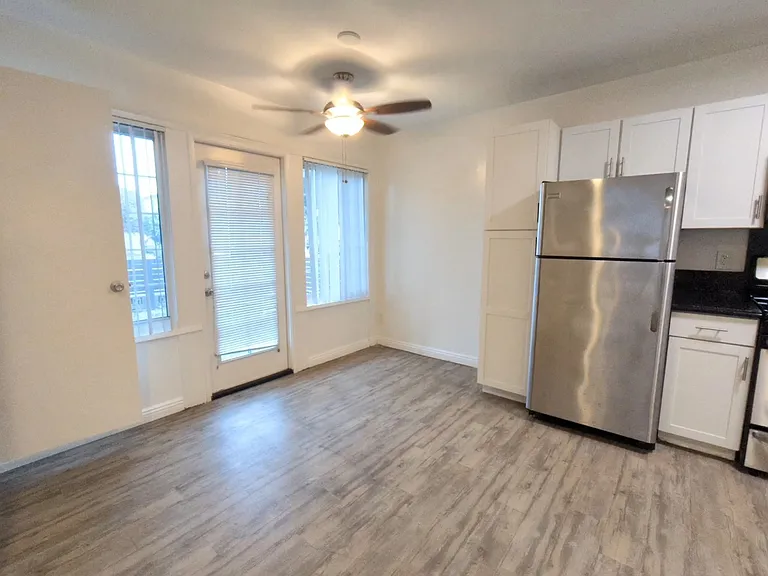 3827 Girard Ave #1 — Photo 10