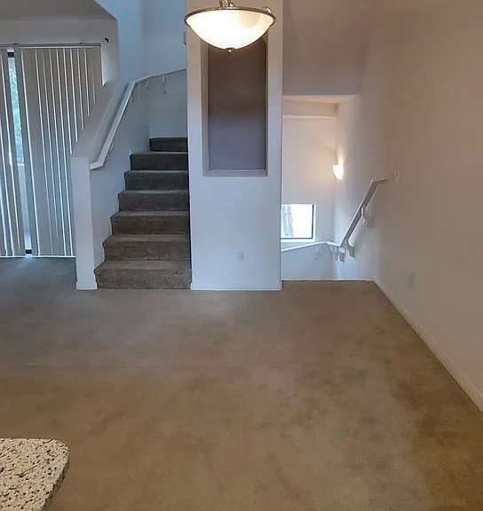 123 N Washington St #15 — Photo 20