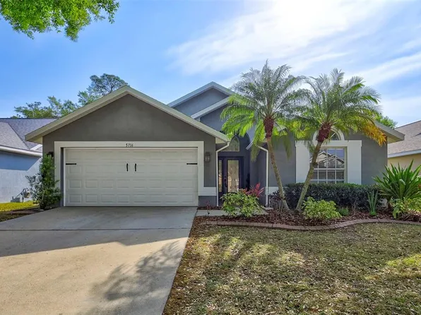 5716 Hawklake Rd, Lithia, FL 33547