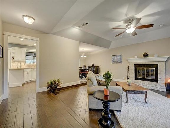 3rd image of 6705 Manzanita St