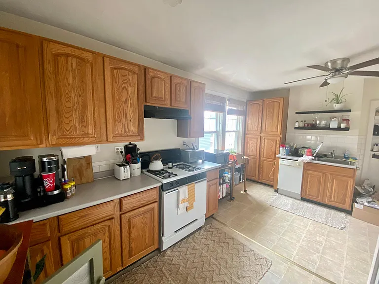 6 Bromfield St #2 — Photo 6