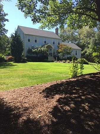 1st image of 14 Sherwood Ln
