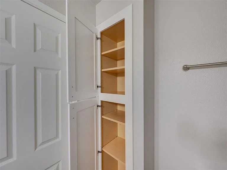 Villa Palms Apartment Homes — Photo 9