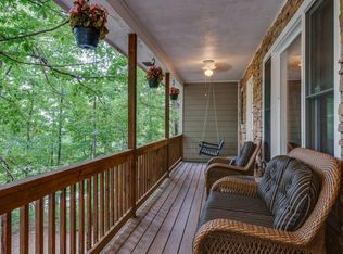 4057 Beverly Hills Dr, Pegram, TN 37143