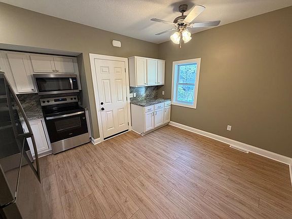3rd image of 892 4th St E