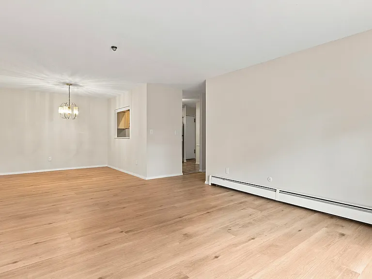 147 Sylvan St #12A — Photo 3