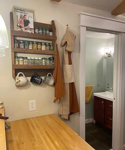 917 N Maple Ave — Photo 9