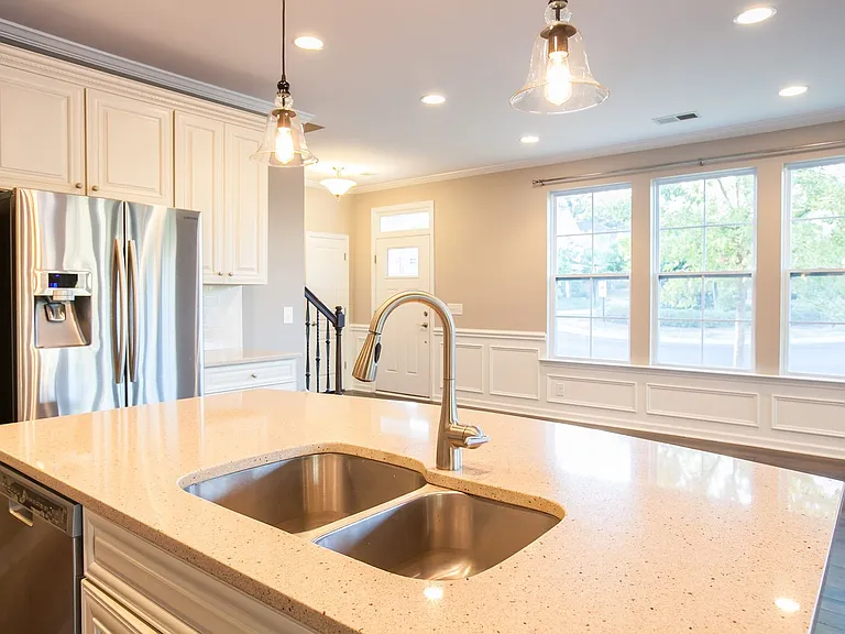 5818 Glenmore Garden Dr — Photo 15