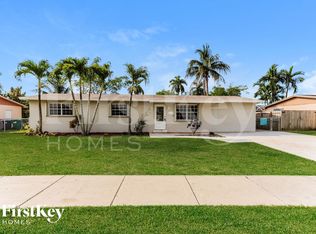 8710 SW 200th St, Cutler Bay, FL 33157