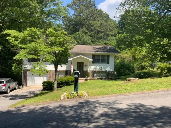 190 Laurelwood Cir, Rossville, GA 30741