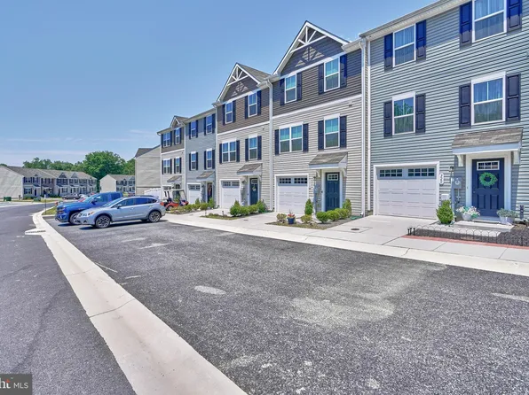 320 Tournament Cir, North East, MD 21901