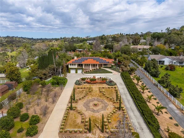 2740 Los Alisos Dr, Fallbrook, CA 92028
