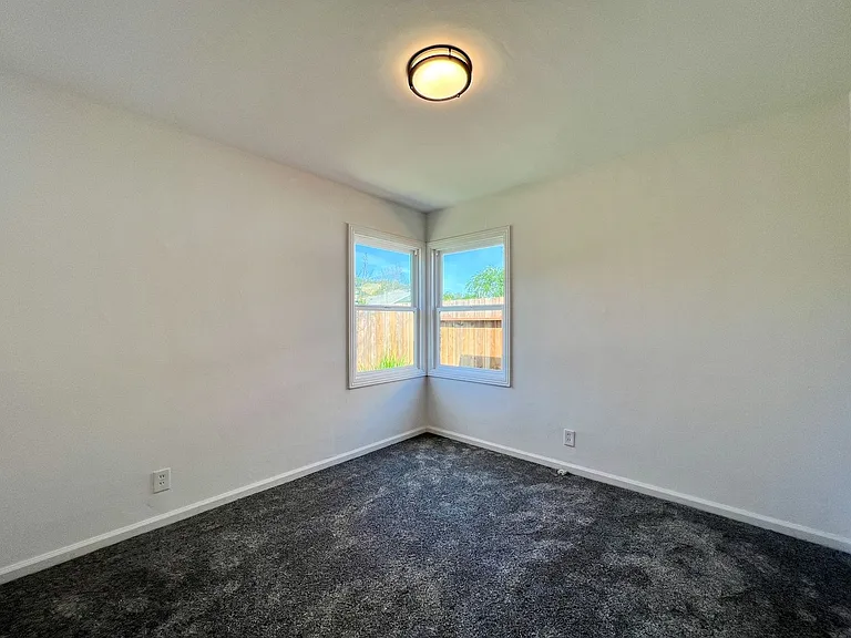 49 Archer Ave — Photo 14